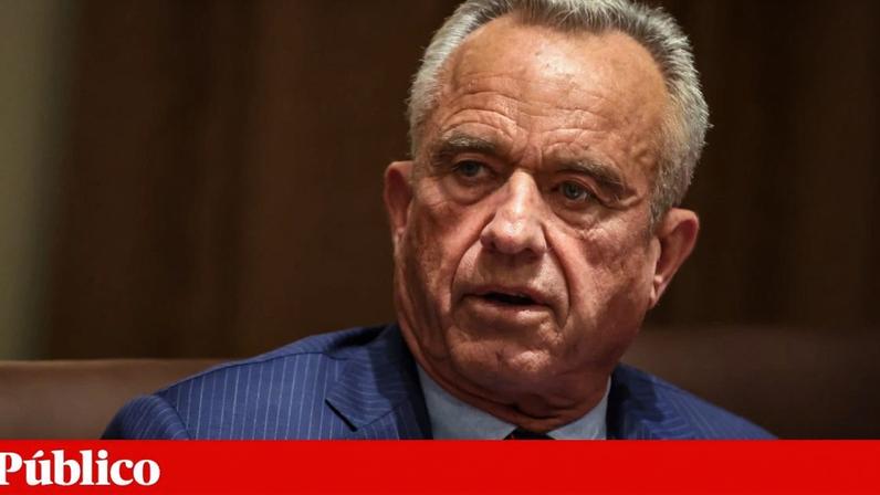 "Se eu não tratar esta doença, o que para mim significa ir a reuniões todos os dias, a minha vida está em risco", diz Robert F. Kennedy Jr.