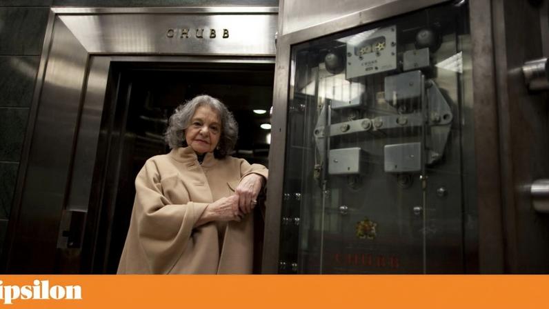 Kukas, ou Maria da Conceição de Moura Borges, no Mude em 2012