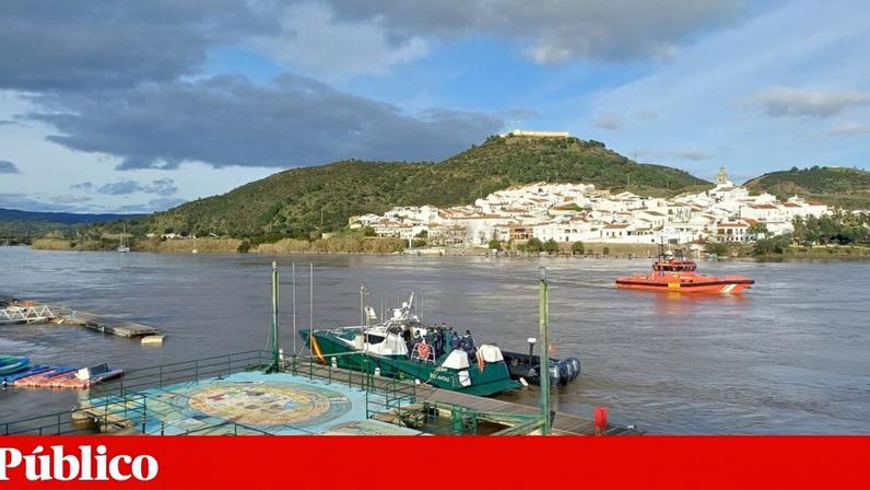 Buscas decorrem a sul do local da queda no rio Guadiana, perto de Alcoutim