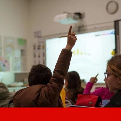 Contratação de docentes centralizada e encurtamento do regime de lecionar sem habilitação