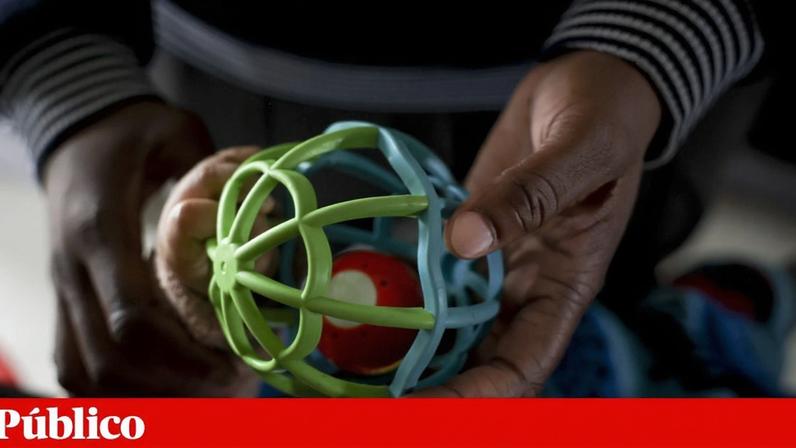 Pobreza em famílias monoparentais: mãe orgulha-se, mas não consegue avançar