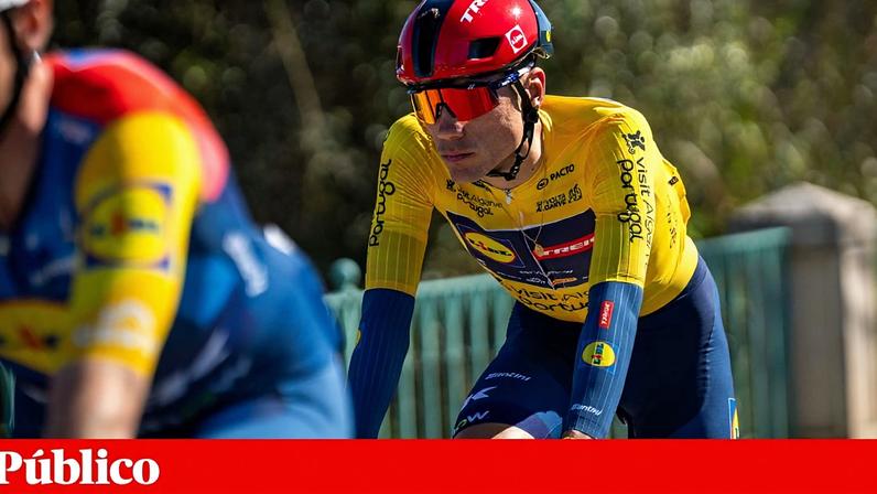 Juan Ayuso, da Lidl-Trek, venceu na chegada ao Malhão e assegurou a vitória final na Volta ao Algarve