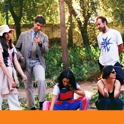 Éme, o contador de histórias: da lua-de-mel com space cake a gurus shanti-Chega