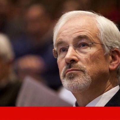 Ex-bastonário dos médicos promete devolver dinheiro pago por viagens