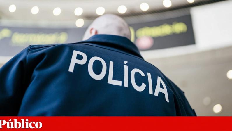 Estudante de 17 anos que foi detido é suspeito de ter esfaqueado uma pessoa na via pública no Porto