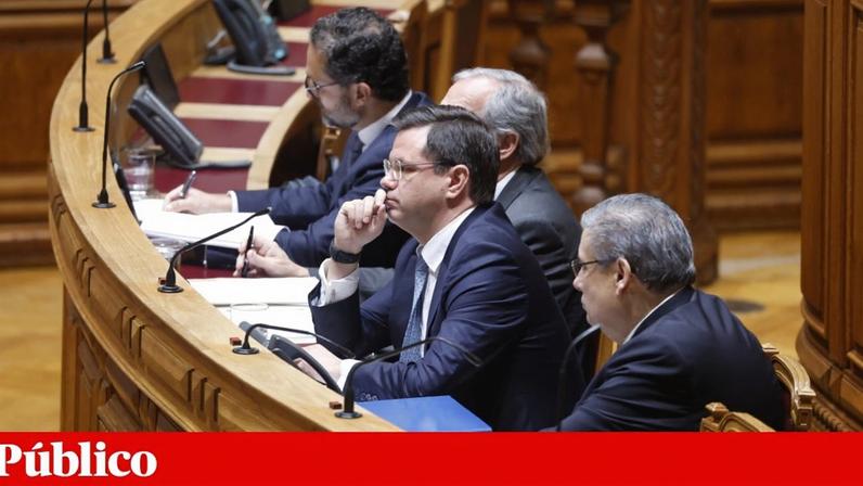Ministro promete bilhete único até junho em debate com eco de Passos