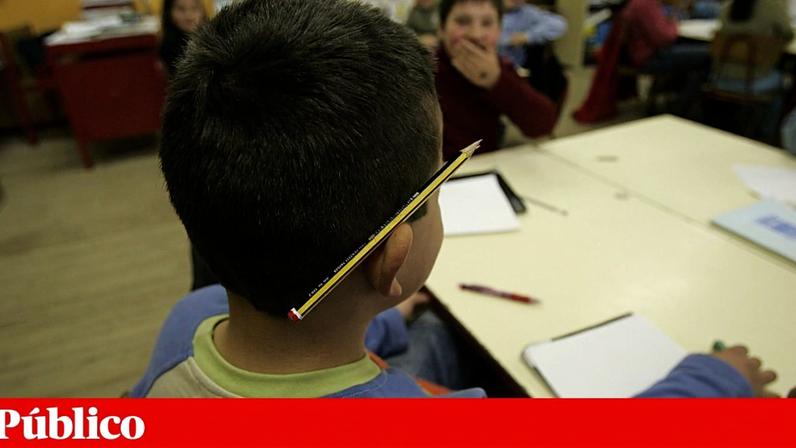 Entre os maiores entraves à generalização das práticas mais inovadoras estão a sobrecarga horária, a escassez de recursos humanos e a falta de formação