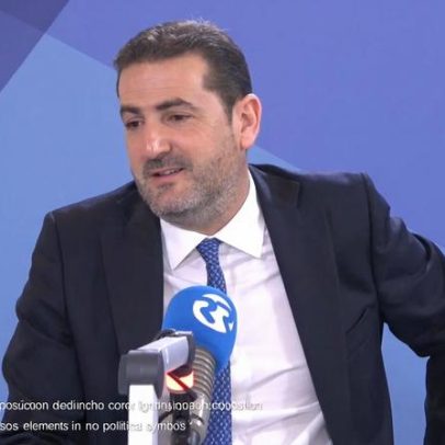 Hugo Soares reage a críticas de Passos Coelho, dizendo ser tiro ao lado