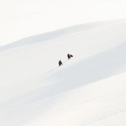 São colunas ou auscultadores? Debate sobre a terminologia