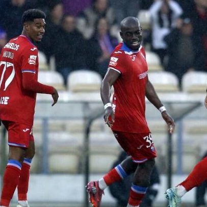 Gil Vicente goleia Famalicão e regressa ao quarto lugar