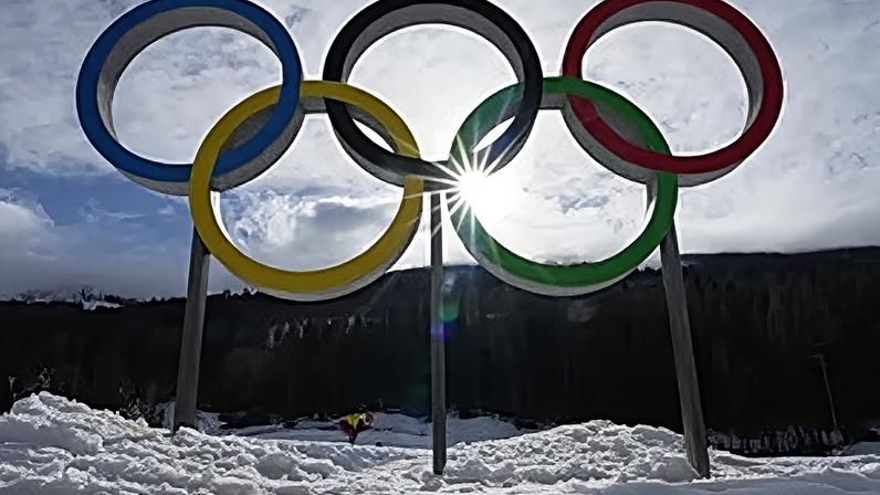 Os medalhados dos Jogos Olímpicos de inverno recebem bónus de medalha diferentes consoante o país