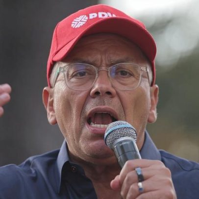 Governo venezuelano inicia diálogo com oposição