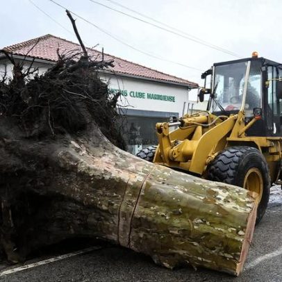 População mobiliza-se para levar ajuda às famílias afetadas