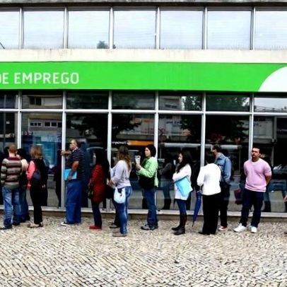 Beneficiários de prestações de desemprego atingem pico desde fev. 2025