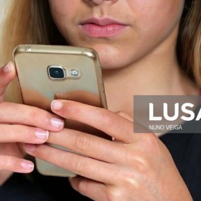 Ciberviolência sexual afeta raparigas, prejudicando autoestima e escolaridade