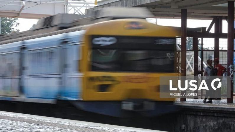 Comboios da Linha de Cascais circulam em horário normal