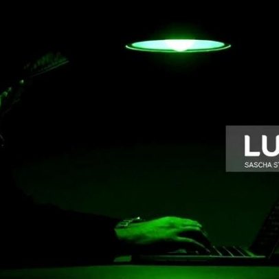 Alegado espião preso na Ucrânia entrega "pen" a diplomata russo em Lisboa