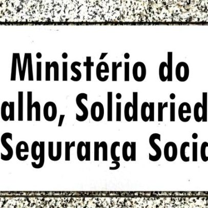 Governo mantém lay-off simplificado com dois terços do salário, em vez de 100%