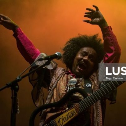 Chico César celebra 30 anos de Aos Vivos em Portugal entre esperança e angústia