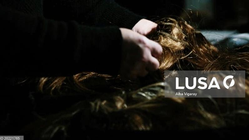 Estudo aponta que extensões de cabelo são cocktail perigoso de toxinas