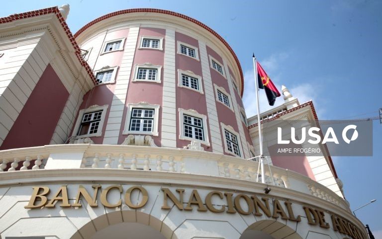 BNA passa a exigir administradores independentes e canais de denúncia nos bancos