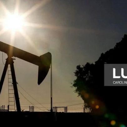 Brent sobe mais de 2,5% para máxima de um ano devido a tensões geopolíticas