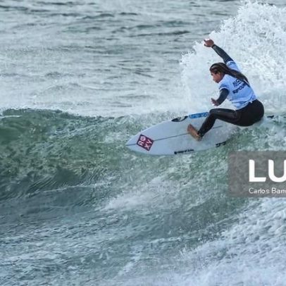 Francisca Veselko junta-se a Yolanda Hopkins na elite mundial do surf