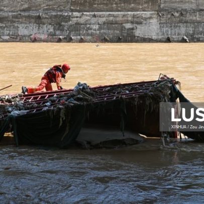 Colapso de ponte em construção na China deixa mortos e três desaparecidos