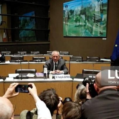 Ex-alunos denunciam violência em escolas católicas francesas