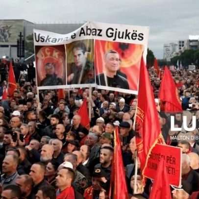 Procuradoria Pede 45 Anos de Prisão para Ex-Presidente do Kosovo Hashim Thaçi