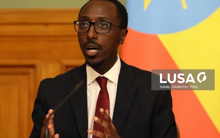 Etiópia exige que a Eritreia retire imediatamente tropas do seu território