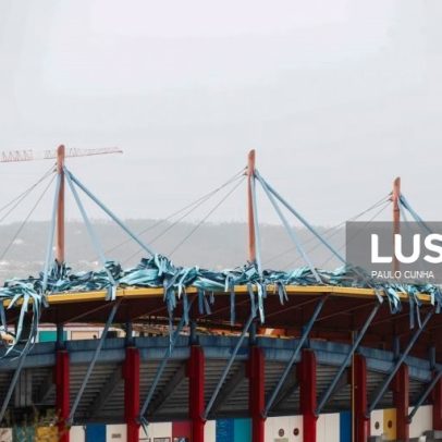 Estádio de Leiria com cobertura danificada e estrutura em análise