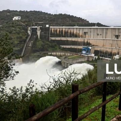 Alqueva retoma descargas devido a caudais afluentes elevados