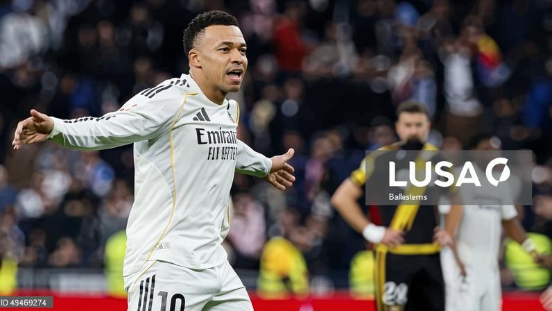 Penálti de Mbappé aos 90+10 dá vitória ao Real Madrid no dérbi com Rayo Vallecano