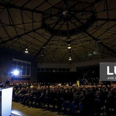 Seguro pede voto para país de um 'único povo plural'
