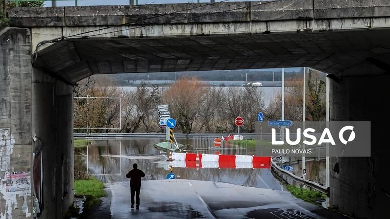 Troço da A14 na Figueira da Foz sem previsão de reabertura