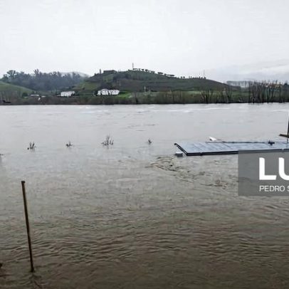 Douro regista subida considerável e prevê dia difícil