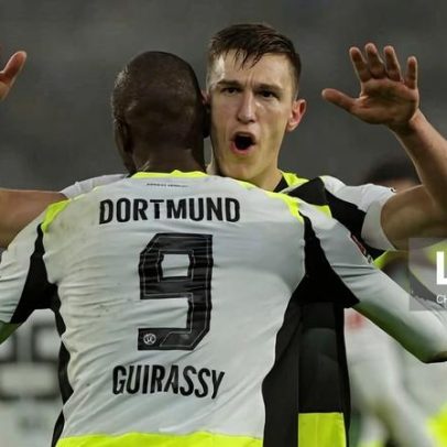 Dortmund vence Wolfsburgo e pressiona Bayern
