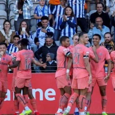 FC Porto volta a vencer no Nacional com golo de Bednarek
