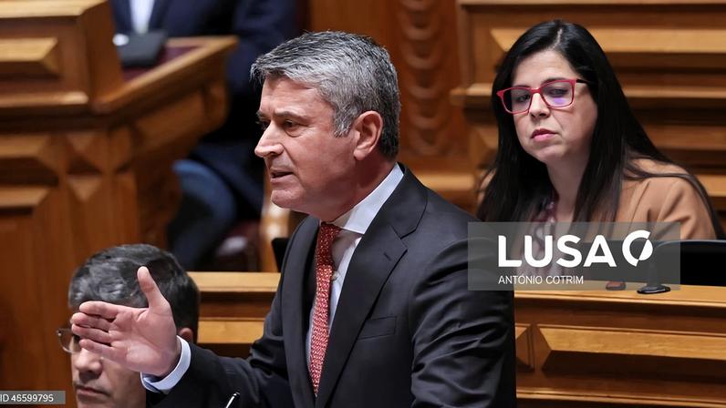 Mau tempo: Carneiro reitera que faltam respostas imediatas de apoio