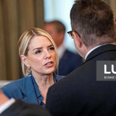 EUA reexaminam documentos do caso Epstein após alegações de ocultação