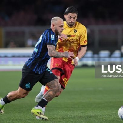 Inter de Milão vence Lecce e amplia liderança na Serie A