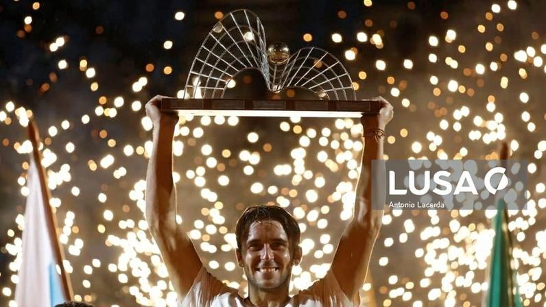 Argentino Tomás Etcheverry conquista primeiro título ATP no Rio de Janeiro