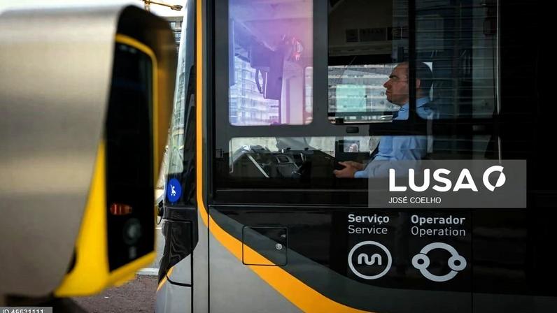 Fase experimental do metrobus do Porto dura um mês com frequências de 10 minutos