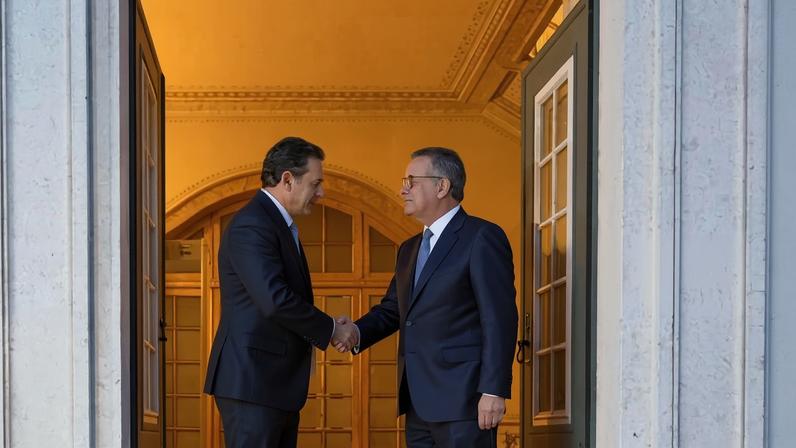 Seguro e Montenegro reuniram-se no Palácio de Queluz durante mais de duas horas e meia