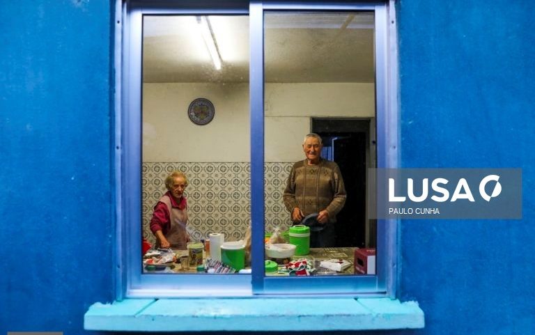 José conseguiu sorrir de novo após um mês à espera de luz em Leiria