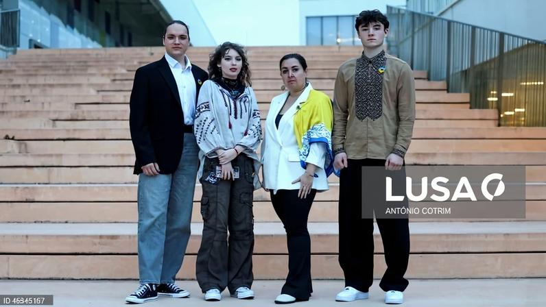 Jovens ucranianos recordam ameaças e medo nos territórios ocupados