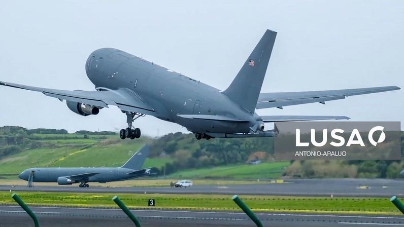 Cinco aviões reabastecedores dos EUA levantaram voo hoje da Base das Lajes