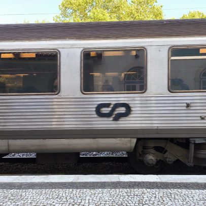 Mau tempo suspende circulação na Linha do Norte entre Castanheira e Alverca
