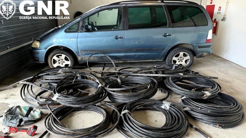 Dois detidos em flagrante por furto de metais não preciosos em Castelo Branco